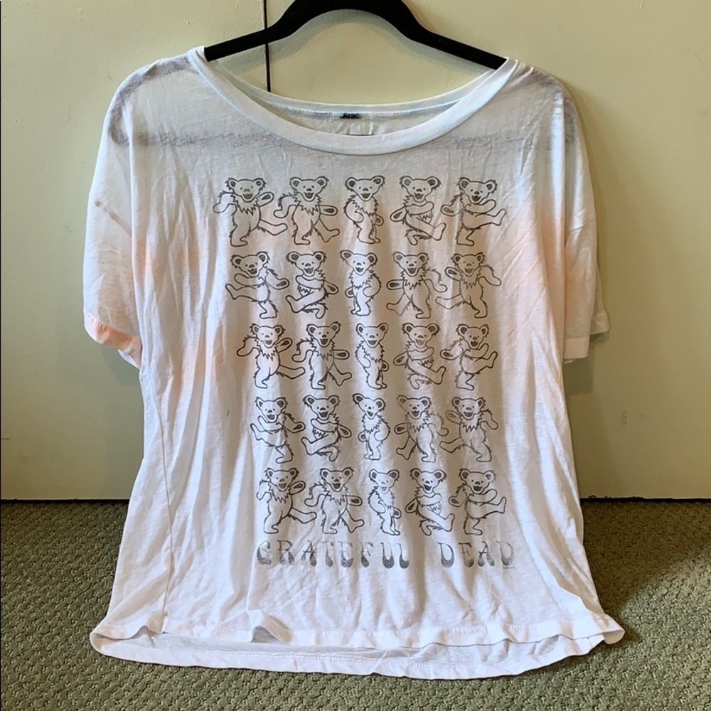 White Grateful Dead T-shirt